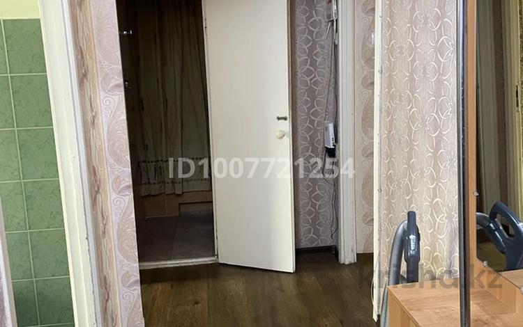 2-комнатная квартира · 52 м² · 3/5 этаж, мкр Аксай-3А 46 за 250 000 ₸ в Алматы, Ауэзовский р-н — фото 2