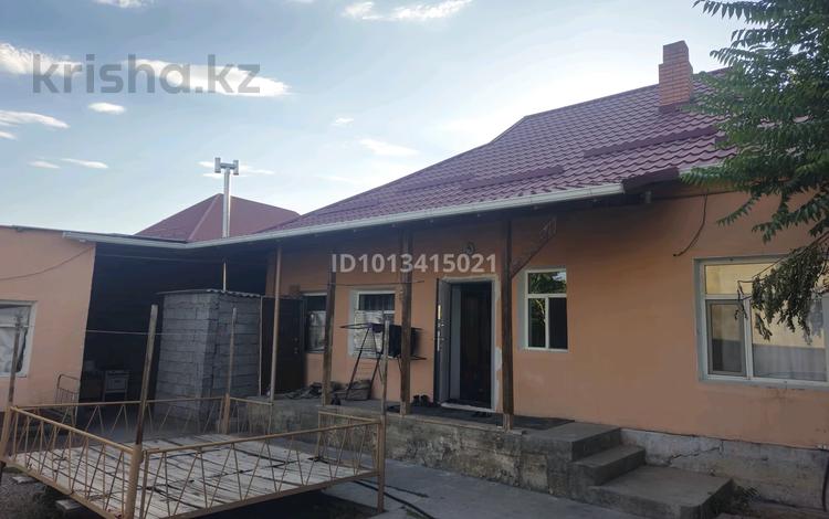 Отдельный дом · 4 комнаты · 100 м² · 3.5 сот., Толе би 64 — Вокзал за 16 млн ₸ в Туркестане — фото 2