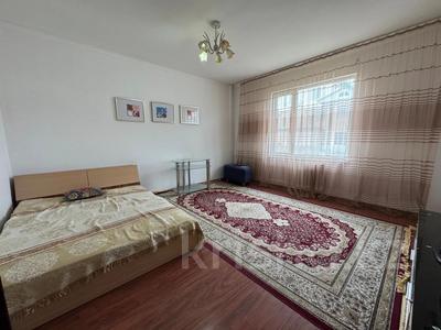 2-комнатная квартира · 80 м² · 3/5 этаж, 15-й мкр 64а за 180 000 ₸ в Актау