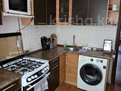 4-комнатная квартира · 74 м² · 4/5 этаж, мкр Казахфильм — Хабарласыңыздар за 60.5 млн ₸ в Алматы, Бостандыкский р-н