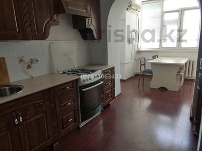 3-бөлмелі пәтер · 74 м² · 5/5 қабат, Сатпаева 19А — Ресторан Шафран, пересечение с Кулманова, бағасы: 200 000 ₸ в Атырау