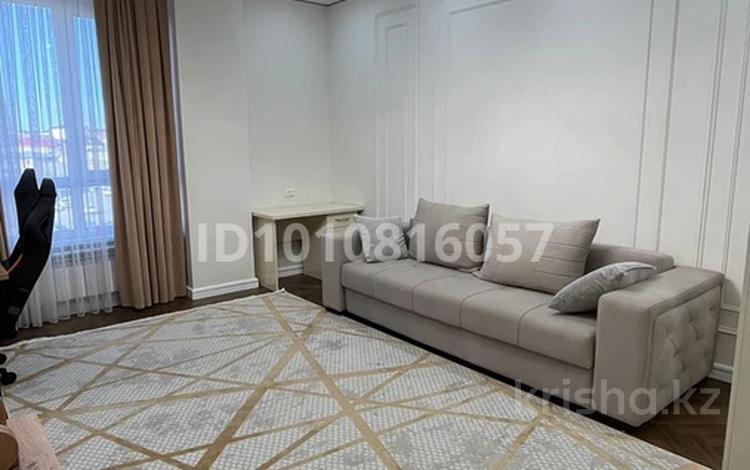 1-комнатная квартира · 45 м² · 3/9 этаж, мкр Нуртас, Жилмассив Нурсат 135 за 200 000 ₸ в Шымкенте, Каратауский р-н — фото 2