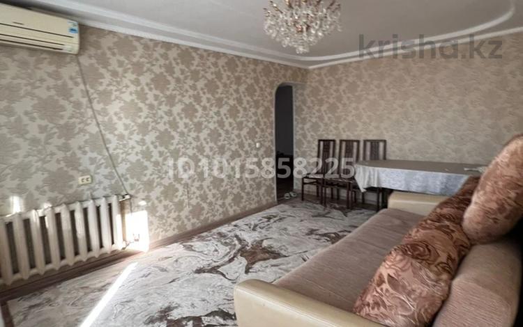 3-комнатная квартира · 62 м² · 5/5 этаж, Кердери — Зиг заг за 150 000 ₸ в Уральске, мкр Школьник — фото 2