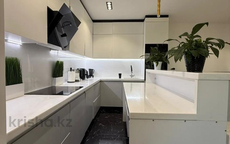 5-комнатная квартира · 170 м² · 7/9 этаж, Аскарова Асанбая 21 за 130 млн ₸ в Алматы, Бостандыкский р-н — фото 15