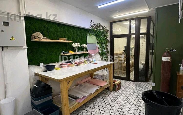 Еркін, дүкендер мен бутиктер, сұлулық салондары · 50 м², бағасы: 399 000 ₸ в Алматы, Бостандыкский р-н — фото 2