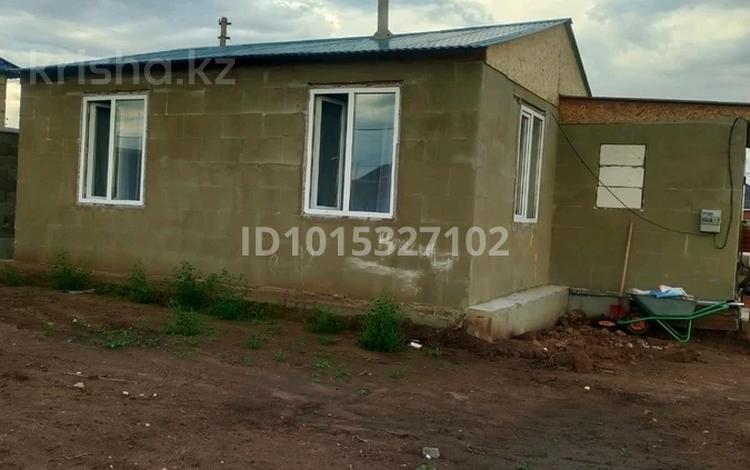 Отдельный дом · 3 комнаты · 53 м² · 5 сот., Толе би 11 — Находится возле магазина Ансар за 21 млн ₸ в Караоткеле — фото 2