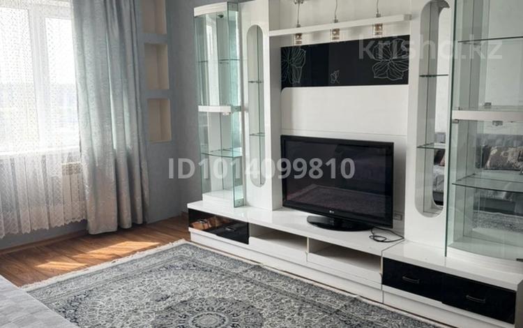 3-комнатная квартира · 73 м² · 8/9 этаж, мкр Тастак-2 16 за 300 000 ₸ в Алматы, Алмалинский р-н — фото 2