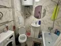 1-бөлмелі пәтер · 35 м² · 1/5 қабат, 27-шағынаудан, Строителей 16, бағасы: 12 000 ₸ в Караганде, Казыбек би р-н — фото 3