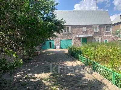 Отдельный дом · 6 комнат · 278 м² · 10 сот., Крупская 25 за 33.5 млн 〒 в Темиртау