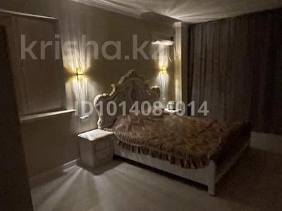2-комнатная квартира · 50 м² · 1/1 этаж, Кустанайская 3/2 за 15 000 ₸ в Атырау, мкр Привокзальный-1