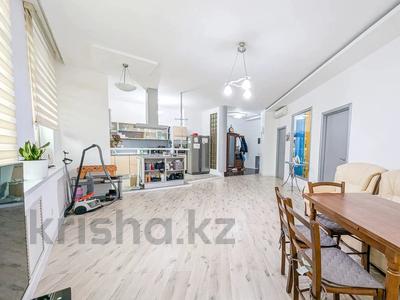 3-бөлмелі пәтер · 95.3 м² · 3/9 қабат, Достык 250, бағасы: 108 млн ₸ в Алматы, Медеуский р-н
