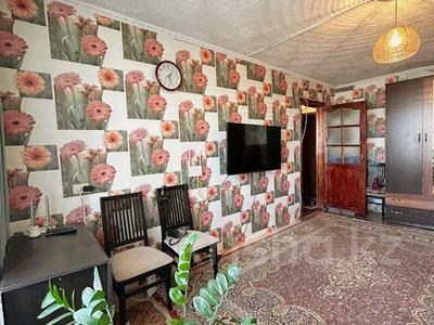 1-комнатная квартира · 40.7 м² · 9/9 этаж, дулатова за 11.5 млн 〒 в Семее