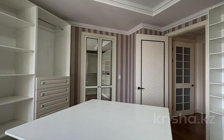 4-бөлмелі пәтер · 186 м² · 28/32 қабат, Кошкарбаева 2, бағасы: 132 млн ₸ в Астане, Сарайшык р-н — фото 53