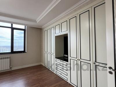 4-бөлмелі пәтер · 186 м² · 28/32 қабат, Кошкарбаева 2, бағасы: 130 млн ₸ в Астане, Сарайшык р-н