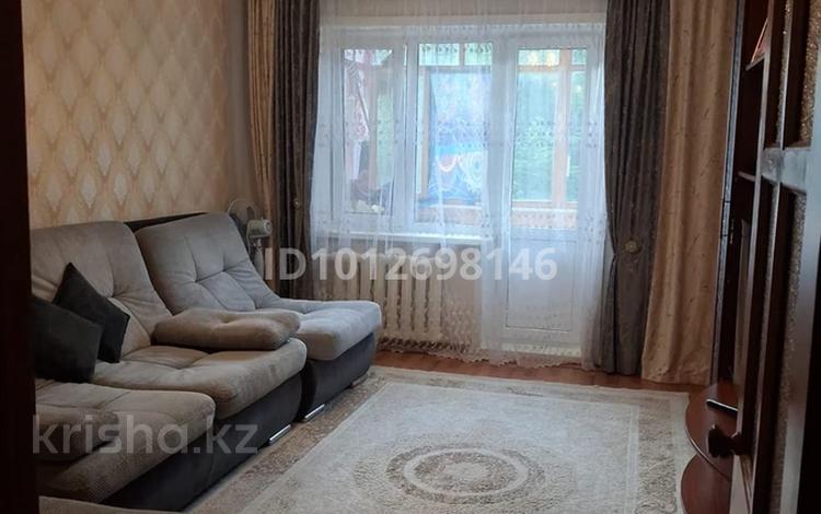 3-бөлмелі пәтер · 59 м² · 2/5 қабат, Астана 18, бағасы: 15 млн ₸ в Аксу — фото 2