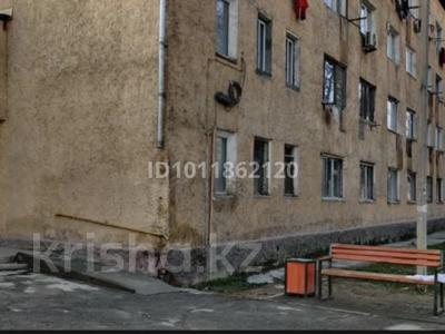 1-бөлмелі пәтер · 17.6 м² · 4/4 қабат, Алдиярова — Казына, бағасы: 7.5 млн ₸ в Шымкенте, Енбекшинский р-н