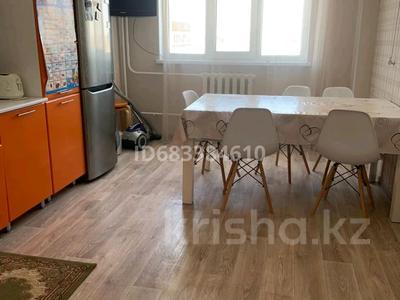 3-комнатная квартира, 70 м², 4/5 этаж, мкр Нурсая — Нұрсая за 23.5 млн 〒 в Атырау, мкр Нурсая