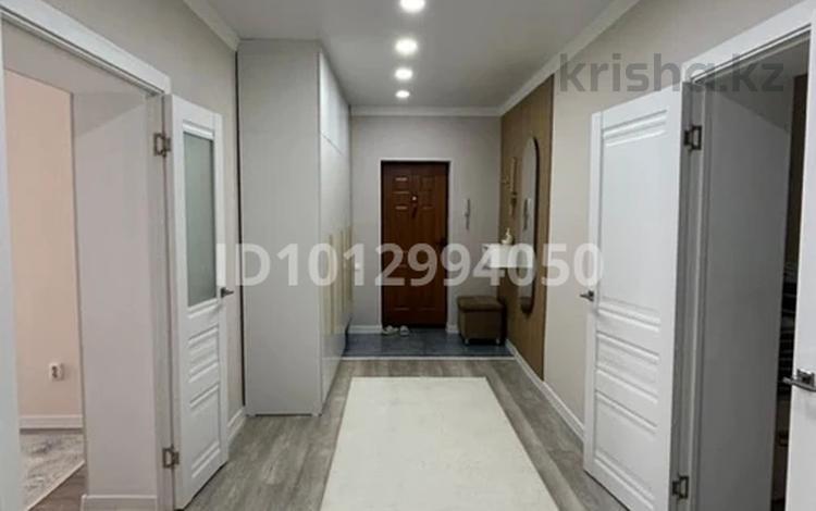 3-комнатная квартира · 78 м² · 2/7 этаж, Бокенбай Батыра 155/2 за 28.5 млн ₸ в Актобе, мкр Авиатор — фото 2