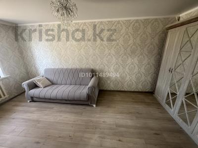 1-бөлмелі пәтер · 37 м² · 1/2 қабат, Семей, ул. 19 Линия дом 8, бағасы: 10 млн ₸