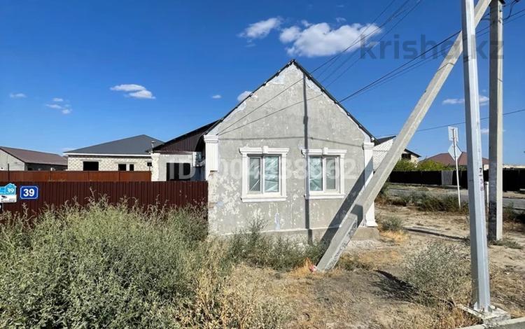 Отдельный дом · 2 комнаты · 70 м² · 8 сот., мкр Жулдыз-3, 3 39 за 14 млн ₸ в Атырау — фото 2