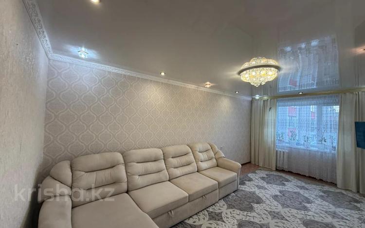 3-комнатная квартира · 74.4 м² · 4/5 этаж, Кизатова за 31.7 млн ₸ в Петропавловске — фото 17