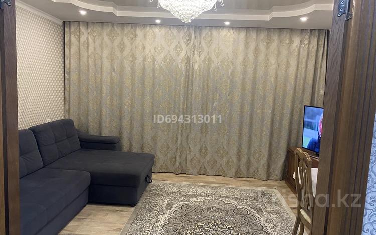 2-бөлмелі пәтер · 56 м² · 4/5 қабат, Кабанбай Батыра 89, бағасы: 32 млн ₸ в Семее, Красный Кордон — фото 2