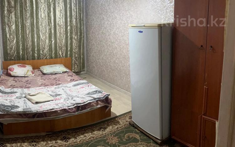 2-бөлмелі пәтер · 50 м² · 1/5 қабат, Айбергенова — Медакадемия, бағасы: 150 000 ₸ в Шымкенте, Аль-Фарабийский р-н — фото 2
