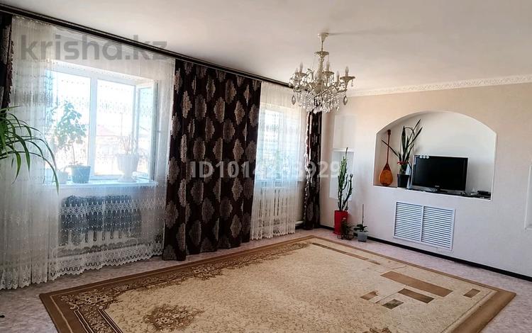 Отдельный дом · 3 комнаты · 120 м² · 10 сот., Касым аманжол 27 за 18 млн ₸ в Актобе, жилой массив Акшат — фото 2