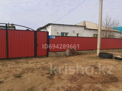 Жеке үй · 5 бөлме · 160 м² · 7.3 жүзд., Сарышолак Боранбай 16(машиностроителей)61 16 — Архитектурной и Машиностроителей, бағасы: 19.5 млн ₸ в Актобе, жилой массив Заречный-1