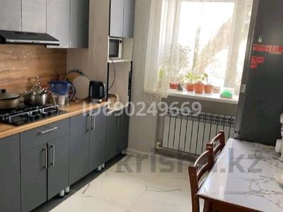 3-бөлмелі пәтер, 80 м², 2/2 қабат, Шахтерская — Чкалова, бағасы: 16.5 млн 〒 в Сарани