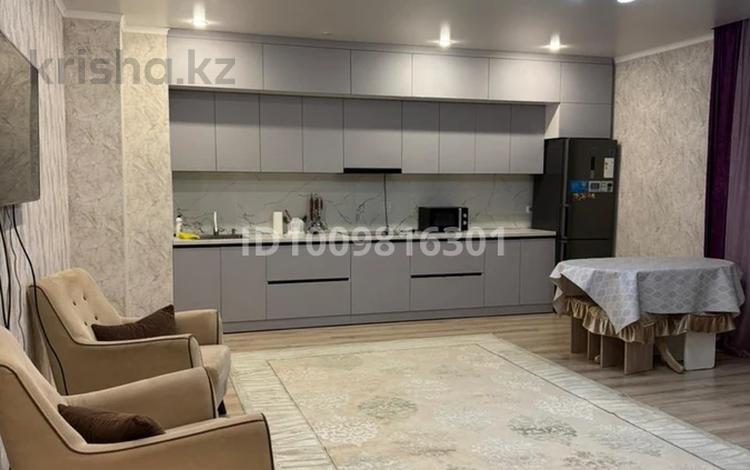 2-комнатная квартира · 58 м² · 7/10 этаж, Базовая 4/7 за 16 000 ₸ в Усть-Каменогорске, Ульбинский — фото 2