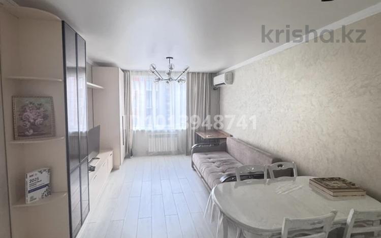 2-комнатная квартира · 49 м² · 7/9 этаж, мкр Думан-2, Райымбек батыра 288/1 за 250 000 ₸ в Алматы, Медеуский р-н — фото 2