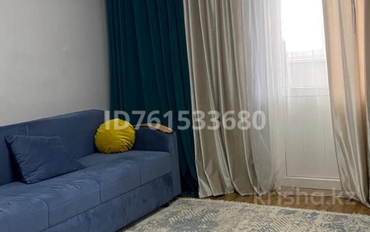 2 комнаты · 72 м² · 8 этаж, мкр Мамыр-1 29 за 110 000 ₸ в Алматы, Ауэзовский р-н — фото 2