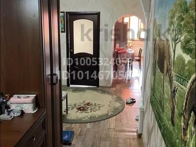 1-комнатная квартира · 52 м² · 4/10 этаж, Набережная 86 за 15 млн ₸ в Актобе, мкр. Курмыш