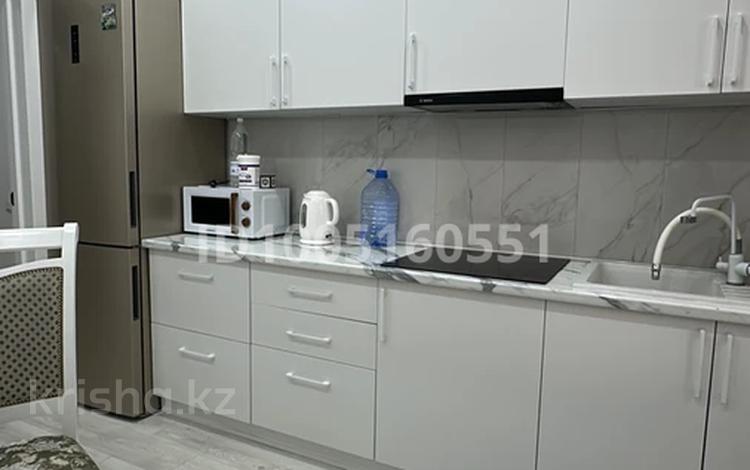 3-бөлмелі пәтер · 90.2 м² · 5/5 қабат, Абылай хан 73 — Абылай хан, валиханова, бағасы: 35 млн ₸ в Щучинске — фото 2