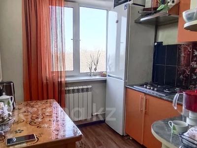 2-комнатная квартира · 48 м² · 5/5 этаж, 7 мкр за 8.5 млн 〒 в Темиртау