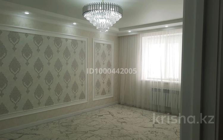 3-бөлмелі пәтер · 73 м² · 4/5 қабат, мкр. Алтын орда, Батыс 2 микрорайон 25, бағасы: 35 млн ₸ в Актобе — фото 2