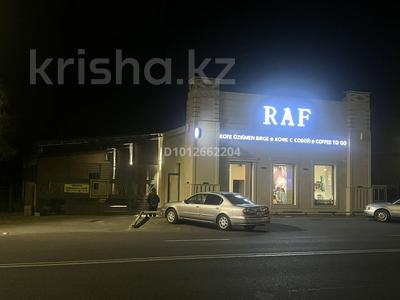 Еркін, кеңселер, қоймалар, сұлулық салондары, медорталықтар мен дәріханалар, білім орталықтары, ойын-сауық, конференц-залдар, кабинеттер және жұмыс орындары, студиялар · 60 м², бағасы: 350 000 ₸ в Таразе