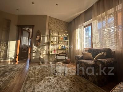 3-комнатная квартира, 97 м², 2/4 этаж, Раугаш 7А за 78 млн 〒 в Алматы, Медеуский р-н