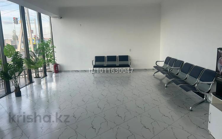 Медцентры и аптеки · 35 м² за 500 000 ₸ в Шымкенте, Каратауский р-н — фото 2