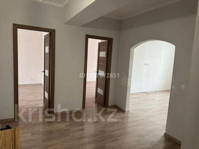 3-комнатная квартира · 83 м² · 7/9 этаж, Кошкарбаева за 270 000 ₸ в Астане, Алматы р-н