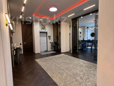 4-комнатная квартира · 190 м² · 8 этаж, Акмешит 19 за ~ 200 млн 〒 в Астане, Есильский р-н