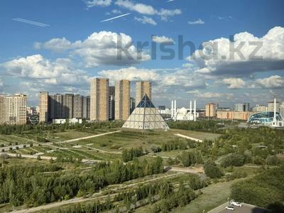 4-комнатная квартира · 160 м² · 13/20 этаж, ул. Жүмекен Нәжімеденов 2 за 230 млн 〒 в Астане, Сарайшык р-н