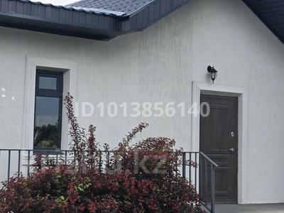 Отдельный дом · 4 комнаты · 140 м² · 7.74 сот., Мкр. Самал 2/59 — Burabay Grand Village за 60 млн ₸ в Бурабае