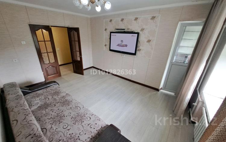 2-бөлмелі пәтер · 65 м² · 5/6 қабат, мкр 8, Марата Оспанова 56 — Марата Оспанова и Абылхаирхана, бағасы: 150 000 ₸ в Актобе — фото 2