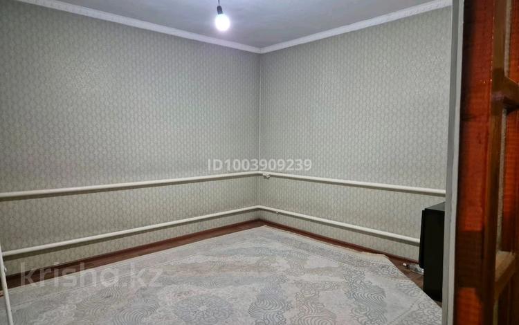 Отдельный дом · 2 комнаты · 75 м² · 10 сот., мкр Турксиб, 2 переулок Рустембек Рустемов 7 — Рустембек Рустемова за 9 млн ₸ в Таразе — фото 2