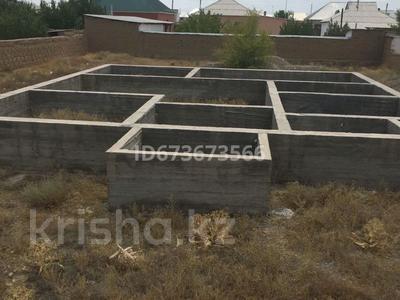 Жер телімі · 10 сотық, Ағыбай батыр 32 — Жуковскийдағы университеттің артында, бағасы: 15 млн 〒 в Туркестане