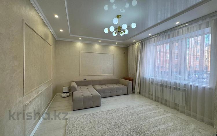 3-комнатная квартира · 90 м² · 1/5 этаж, Степной 2 14/1 за 52 млн ₸ в Караганде, Казыбек би р-н — фото 2