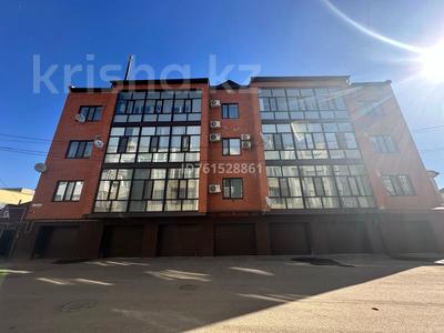 Продажа квартир в Западно-Казахстанской обл.: 3-комнатная квартира · 130 м² · 2/4 этаж, Самарская 122 — X Fitness , Сарайшык за 65 млн 〒 3-комнатная квартира · 130 м² · 2/4 этаж, Самарская 122 — X Fitness , Сарайшык за 65 млн 〒 в Уральске
