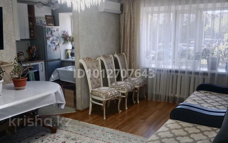 3-бөлмелі пәтер · 54 м² · 2/4 қабат, глинки 45, бағасы: 21.5 млн ₸ в Семее — фото 2